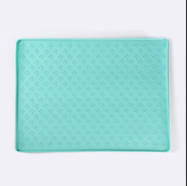 Silicone Paw Print Dog Feeding Mat, Anti-Overflow Raised Edge Pet Placemat for Dog Food and Water Bowl